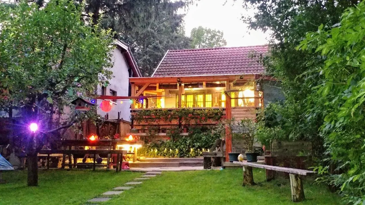 Tatil Evi Lovely Vacation House At River Tisza , Hangulatos Nyaralo A Szegedi Tisza - Maros Toroknal